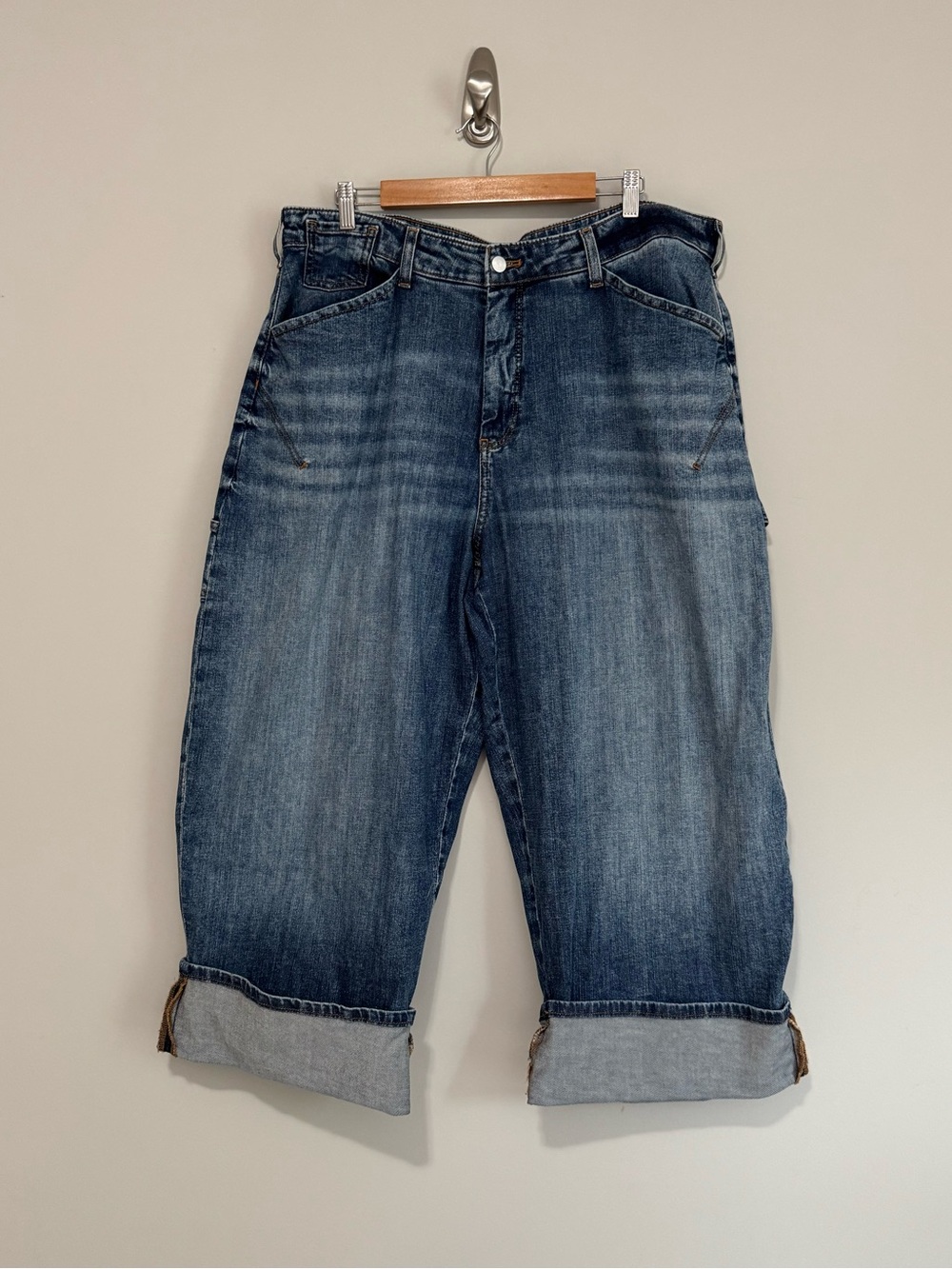 Pilcro Cropped High Rise Cuffed Jeans